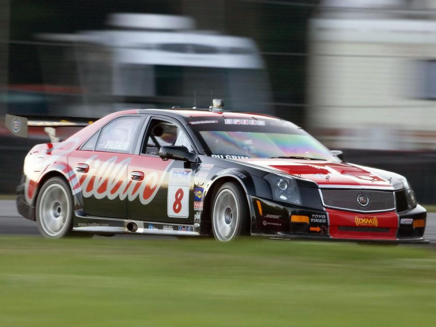  Cadillac CTS-V Race Car 2005 года  (фото 10 из 30)